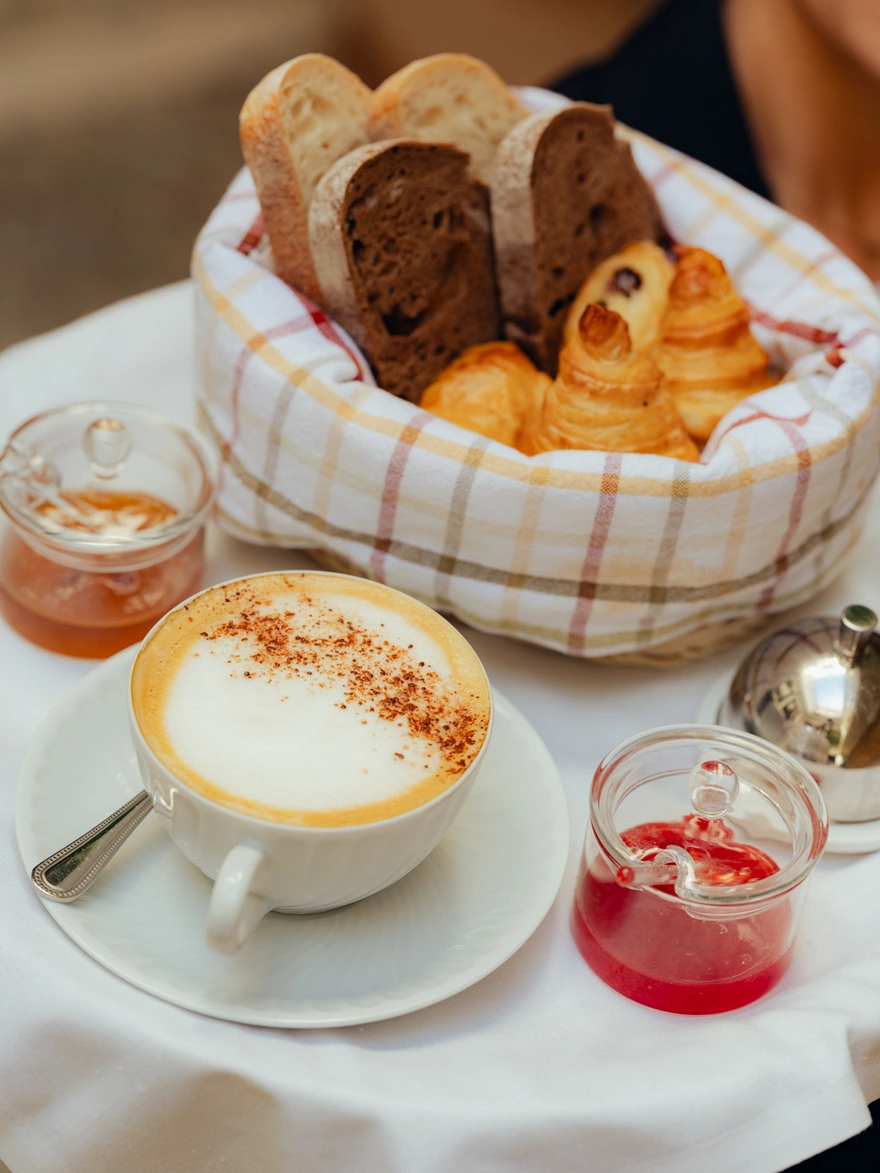 Dining im Portella | Gastronomie in einem Palast aus dem 17. Jahrhundert